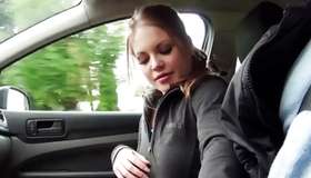 Brilliant young doxy scrubbing a willy in the car
